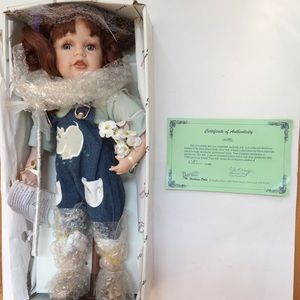 New 16” Duck house heirloom doll Laurel 0787/5000